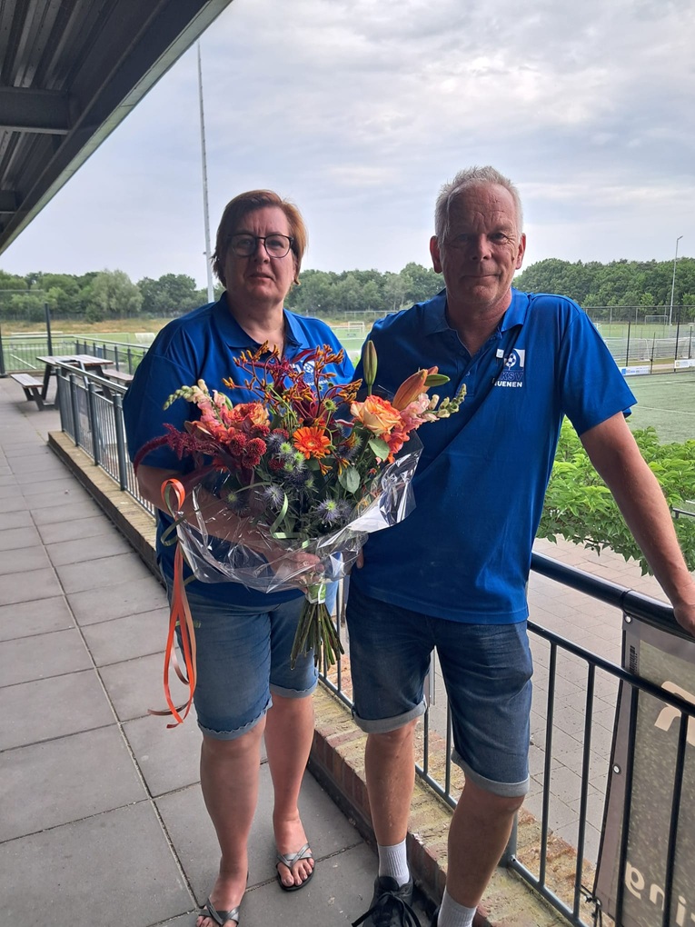 Nicole en Adri Raaijmakers beide lid van verdienste